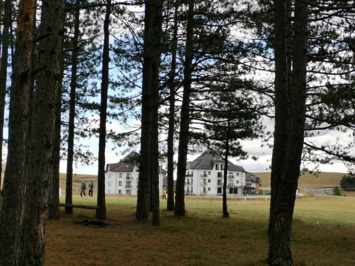 Zlatibor Hills Afrodita Moon Luaran gambar