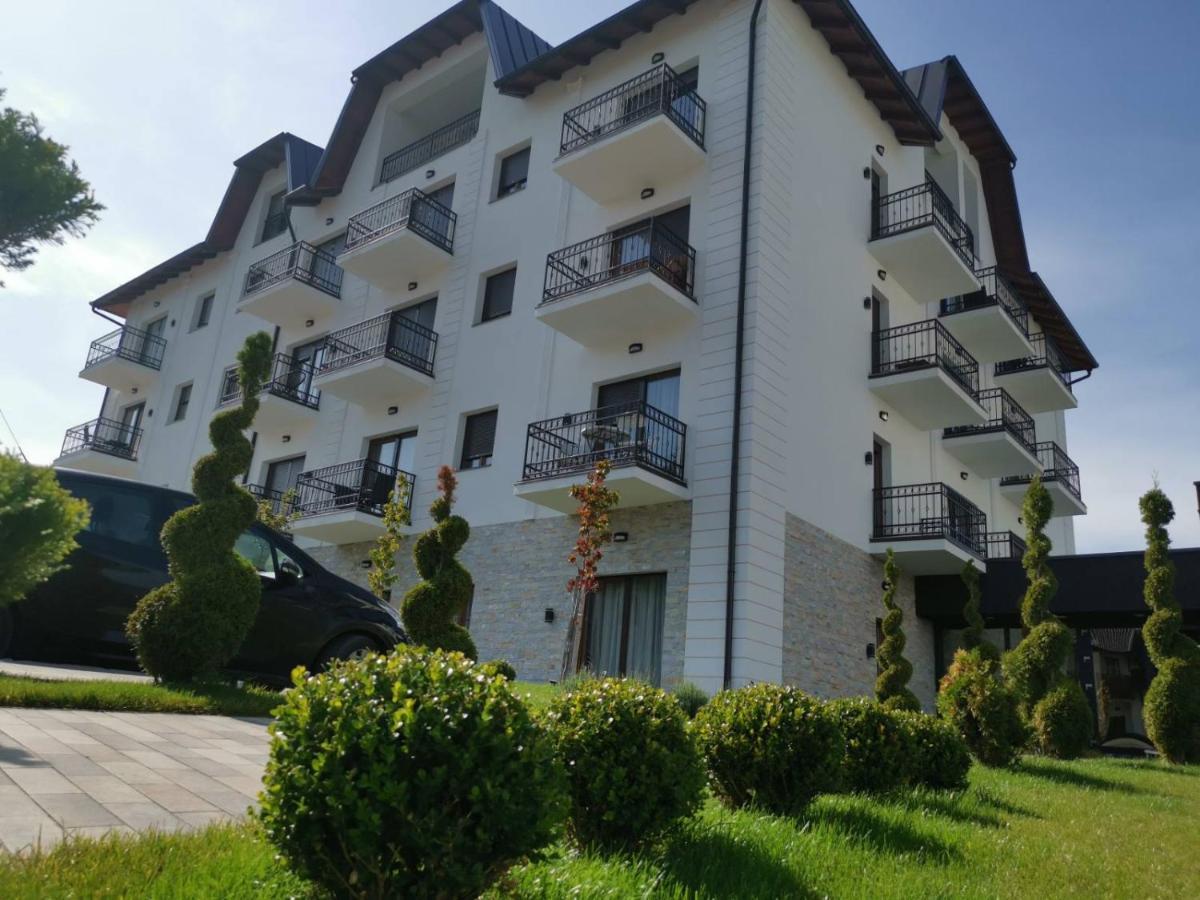 Zlatibor Hills Afrodita Moon Luaran gambar